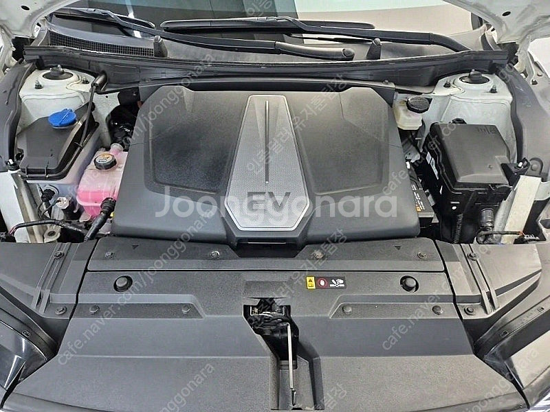 EV6 중고 EV6 중고차 흰색 2023년식 44,000km 롱레인지 어스 가성비 좋은 중고차--5